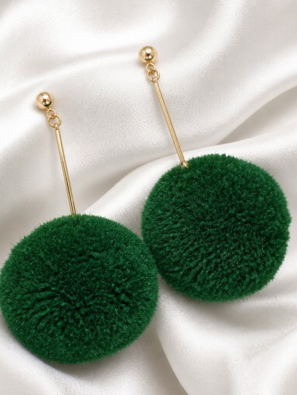 Green Wool Pom Pom Dangle Earrings with Post Back NWT With Gold Tone  Post